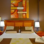 Hotel Dikran