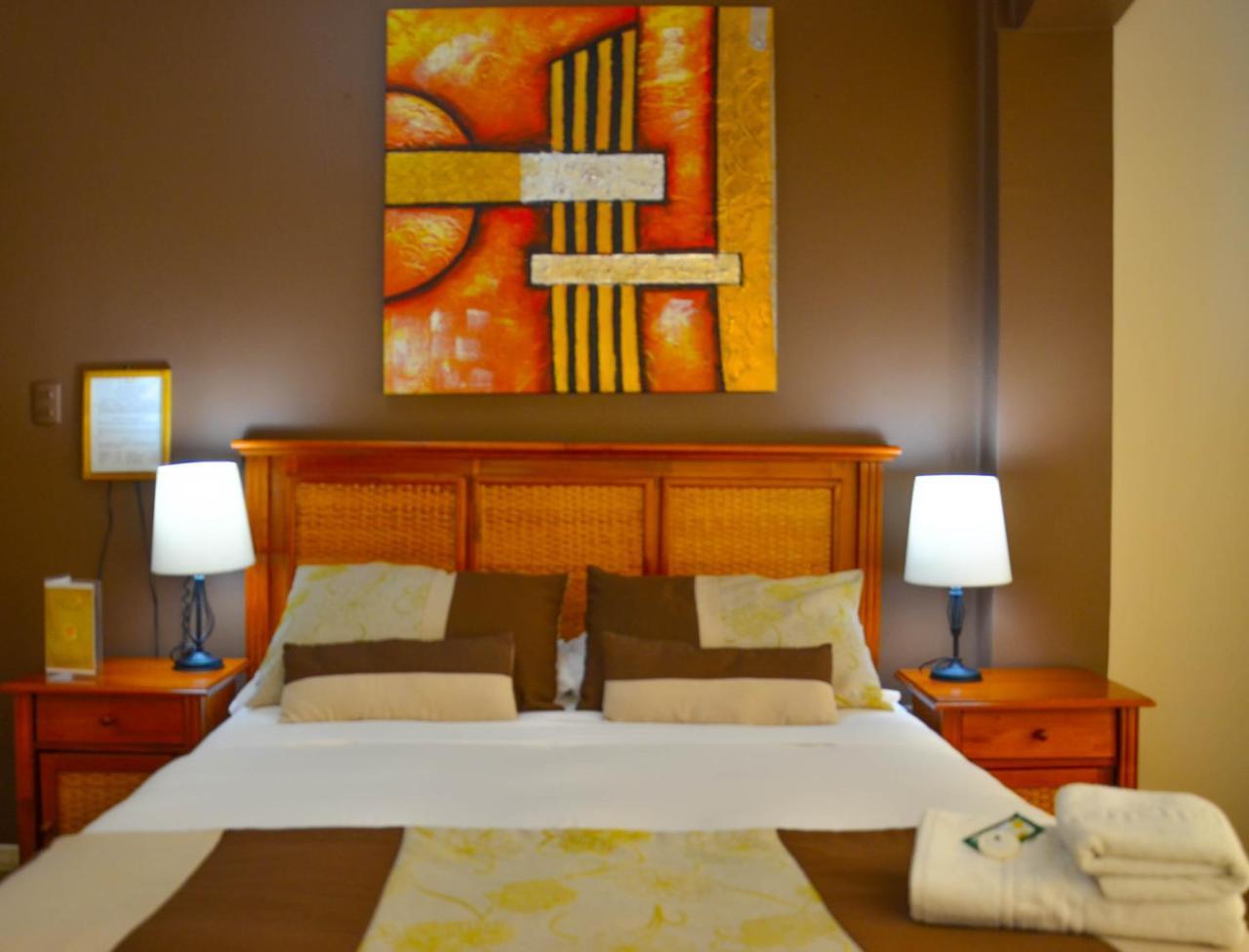 Dikran Hotel